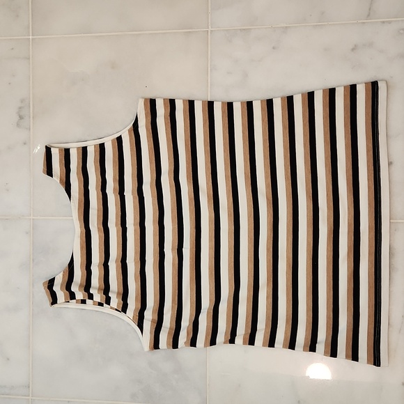 Striped Tank Tops - Picture 11 of 12